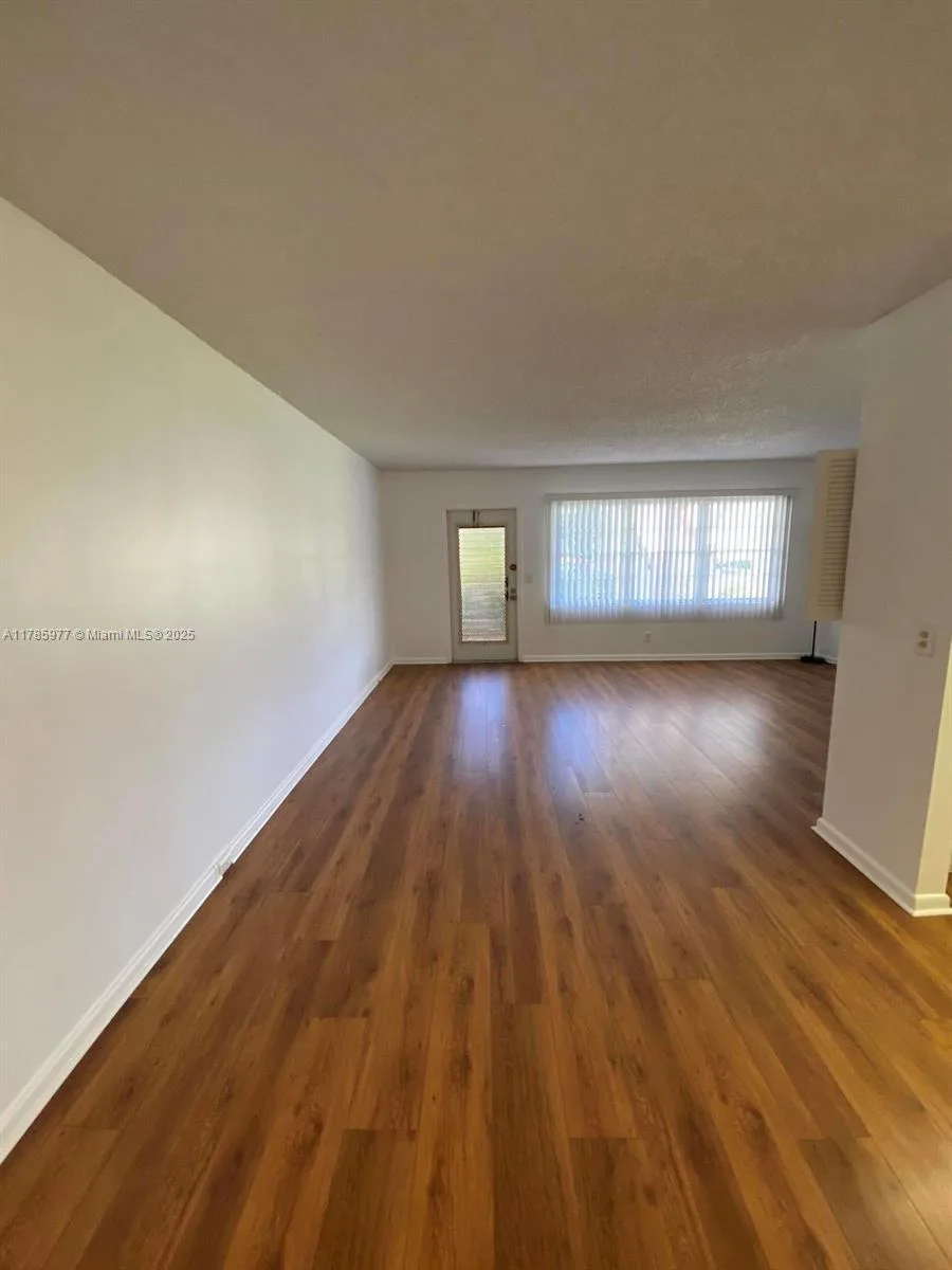 381 Fanshaw J # 381, Boca Raton, FL 33434 photo 2
