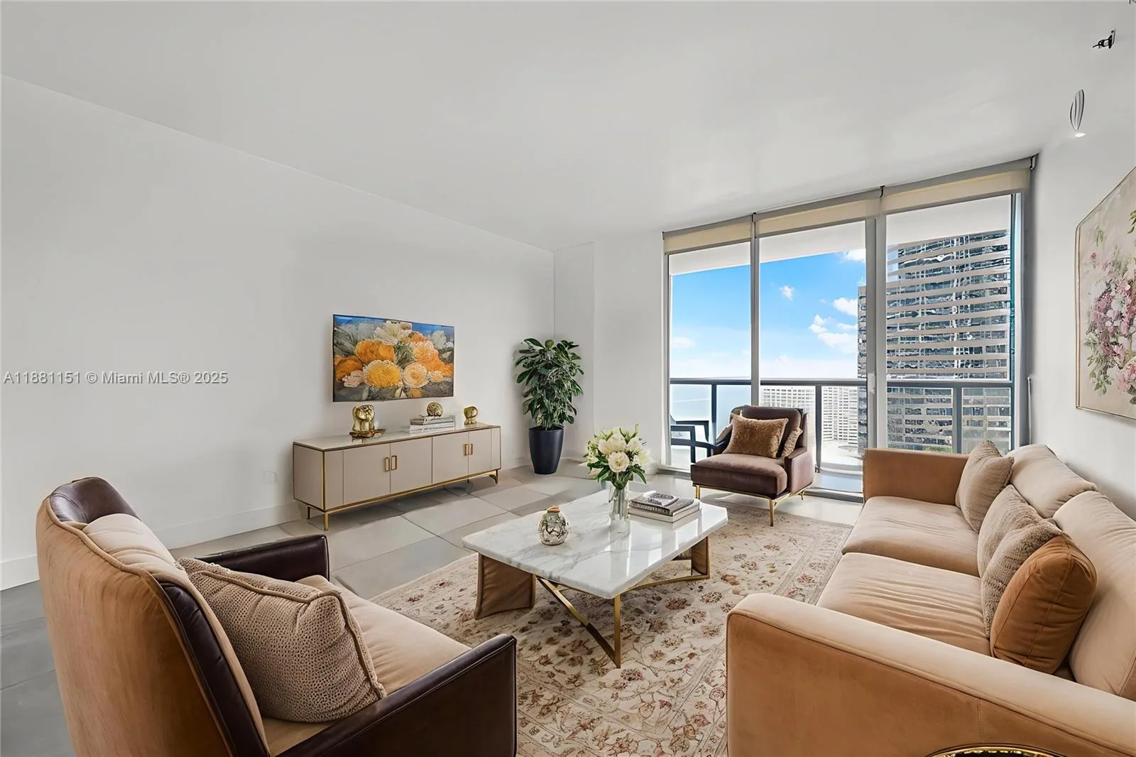 485 Brickell Ave # 2209, Miami, FL 33131 photo 2