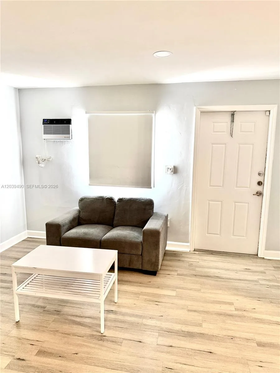 227 SW 26th Rd # Rear, Miami, FL 33129 photo 9