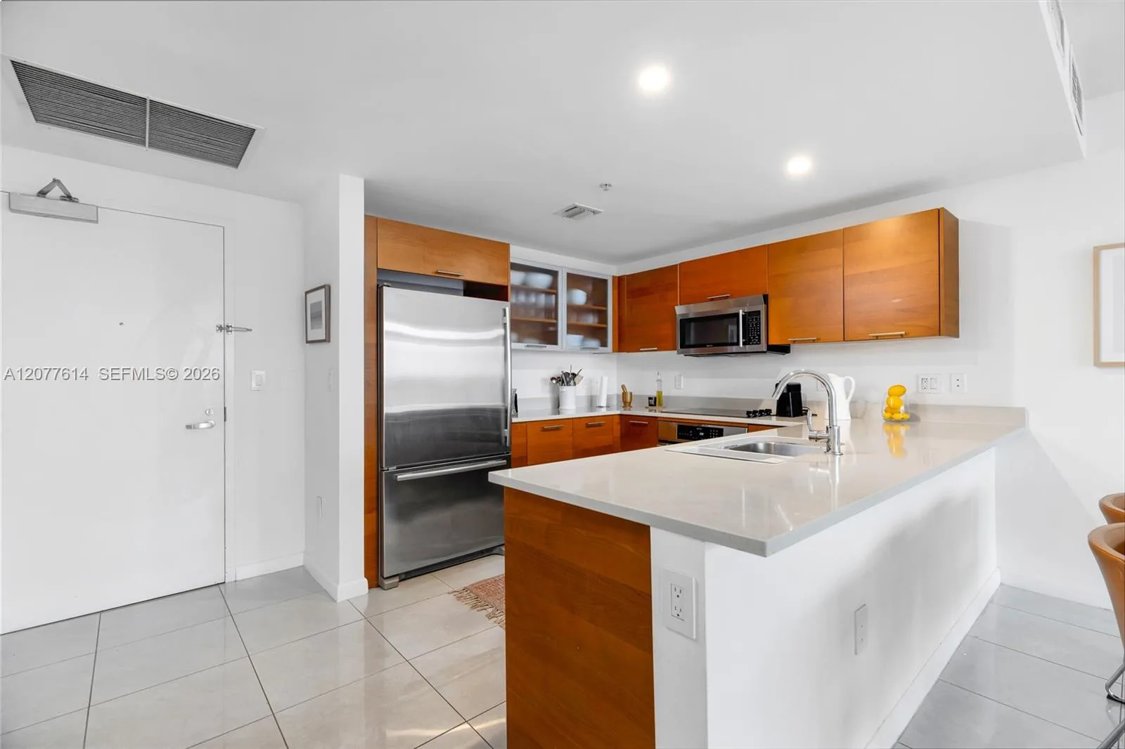 3250 NE 1st Ave # 605, Miami, FL 33137 photo 2