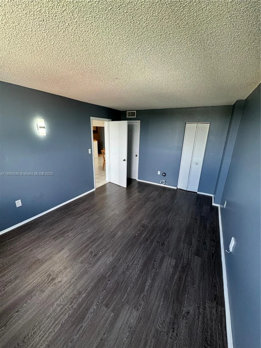 1251 NE 108th St # 602, Miami, FL 33161 photo 10