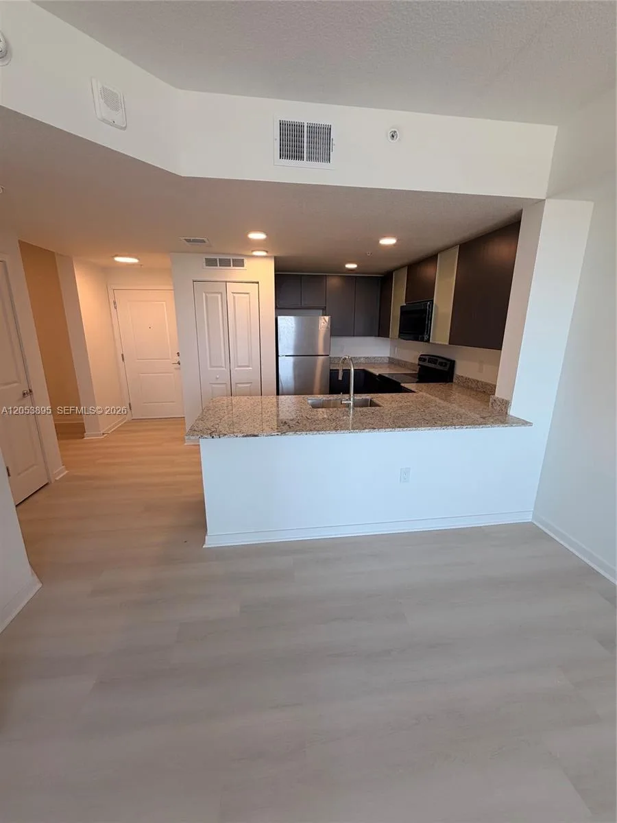 5563 MILLENIA PARK BLVD # 310, Orlando, FL 32839