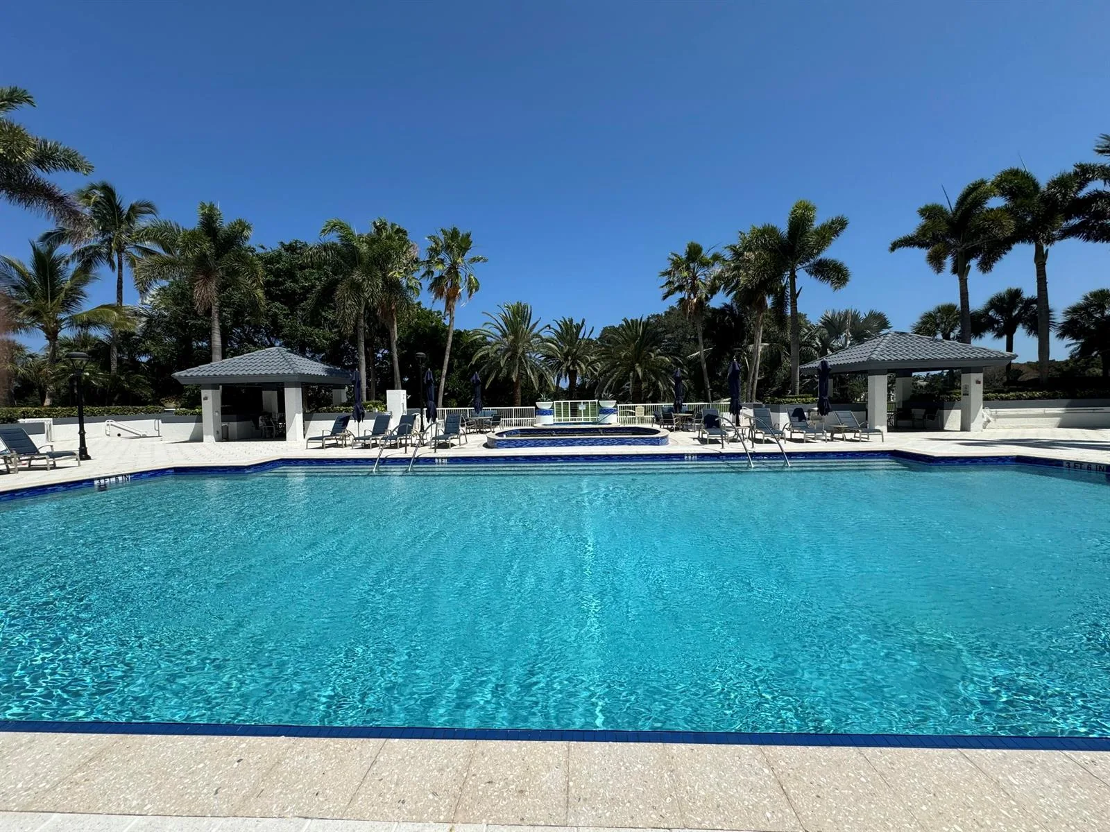 550 SE Mizner Boulevard # B309, Boca Raton, FL 33432
