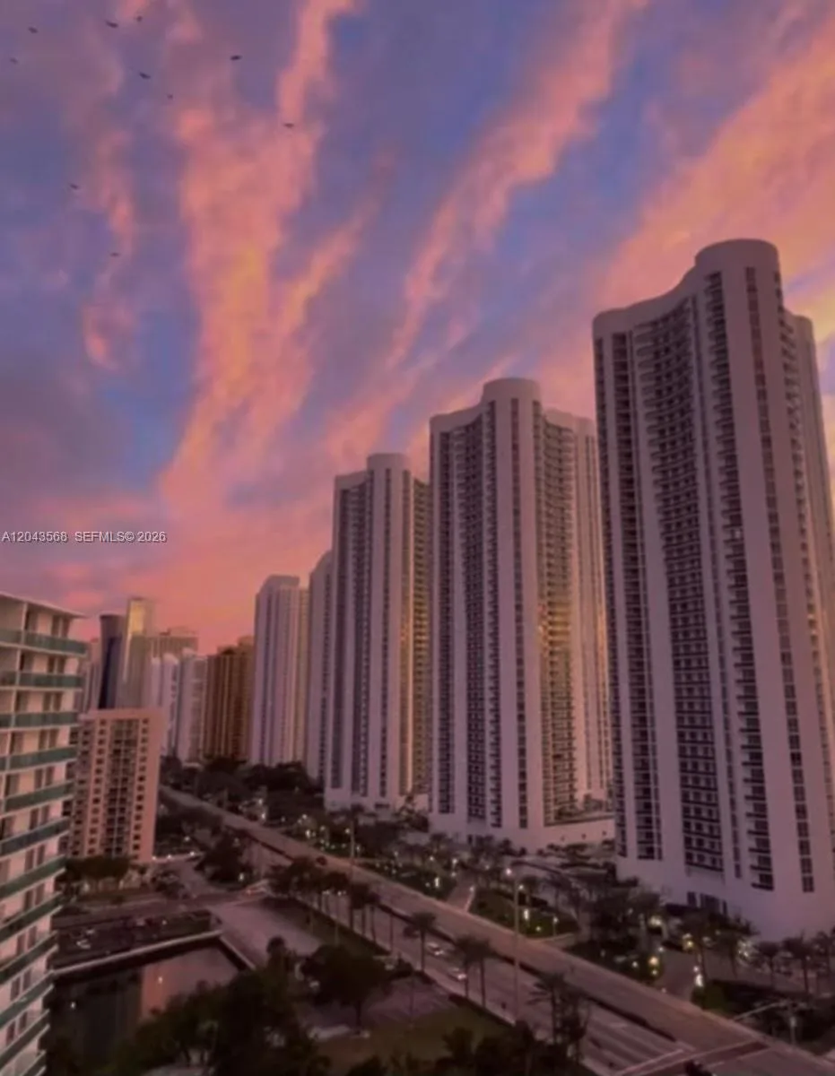 16919 N Bay Rd # 307, Sunny Isles Beach, FL 33160 photo 5