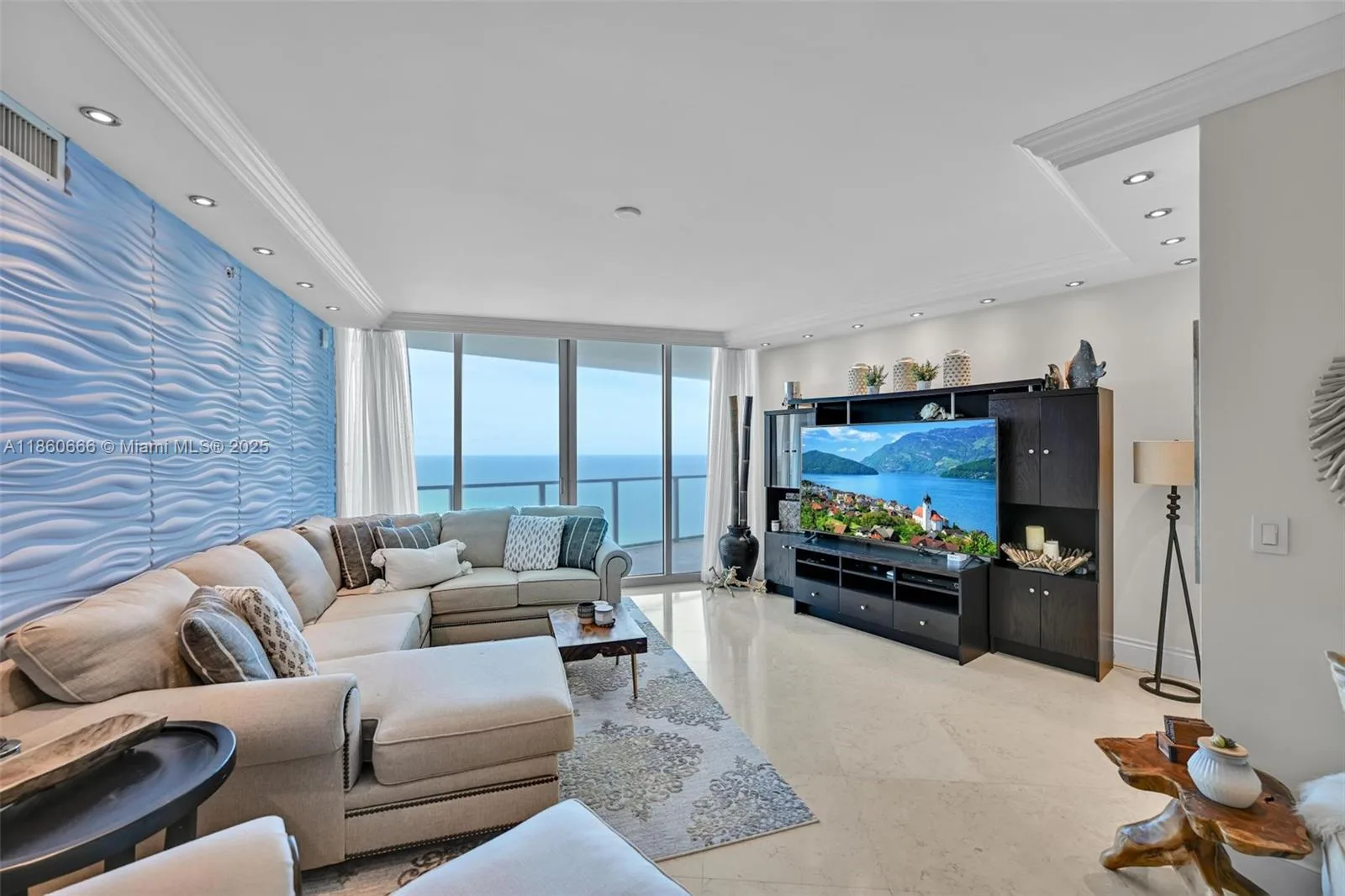 3101 S Ocean Dr # 2807, Hollywood, FL 33019 photo 2