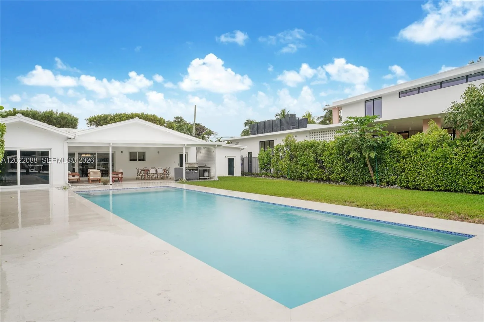 801 NE 76th St, Miami, FL 33138 photo 2