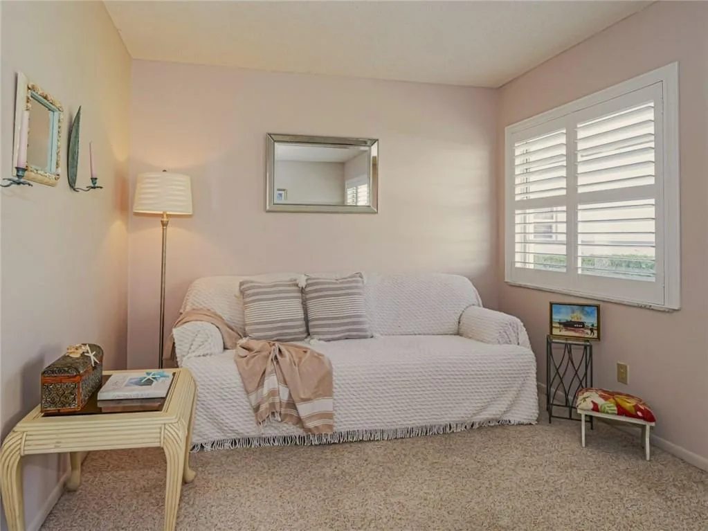21 Pine Arbor Lane # 104, Vero Beach, FL 32962 photo 5