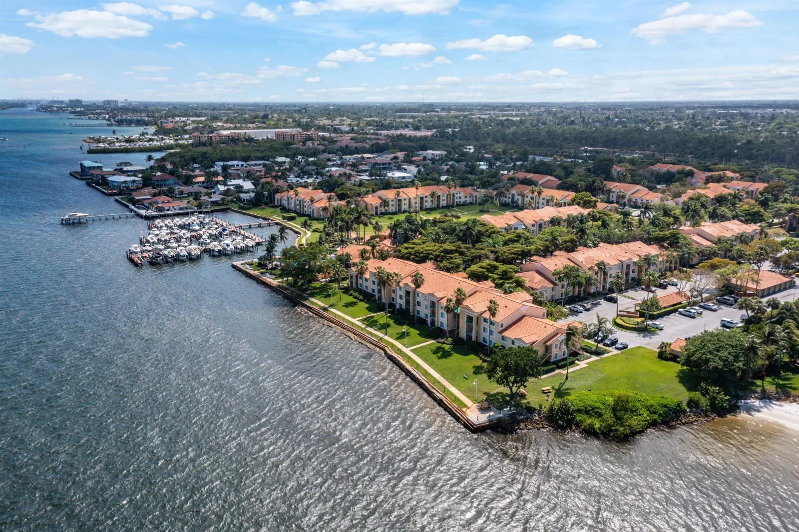 131 YACHT CLUB Way # 307, Hypoluxo, FL 33462