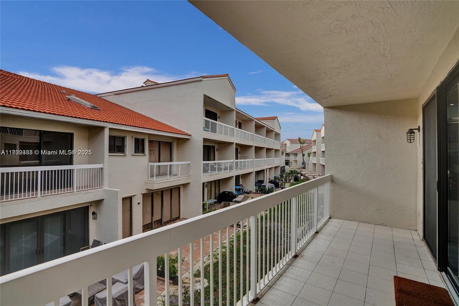 21388 Marina Cove Cir # 13-G, Aventura, FL 33180 photo 7