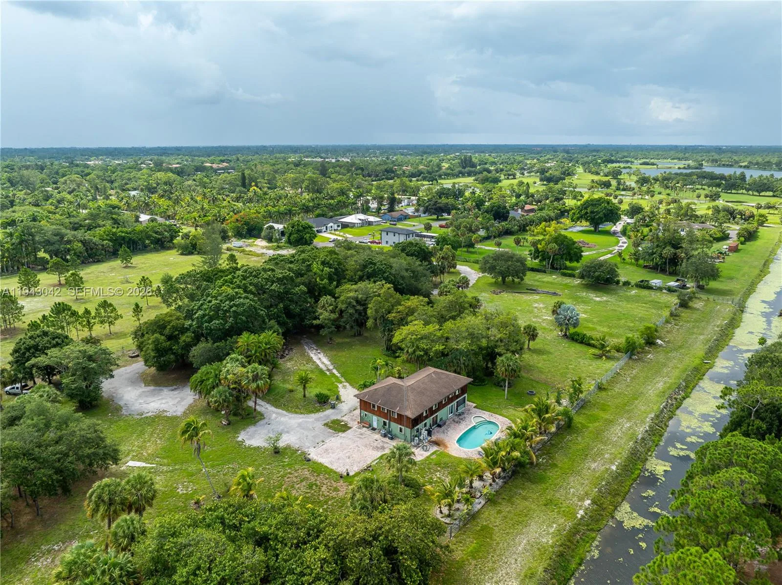 576 Marshall Rd, West Palm Beach, FL 33413