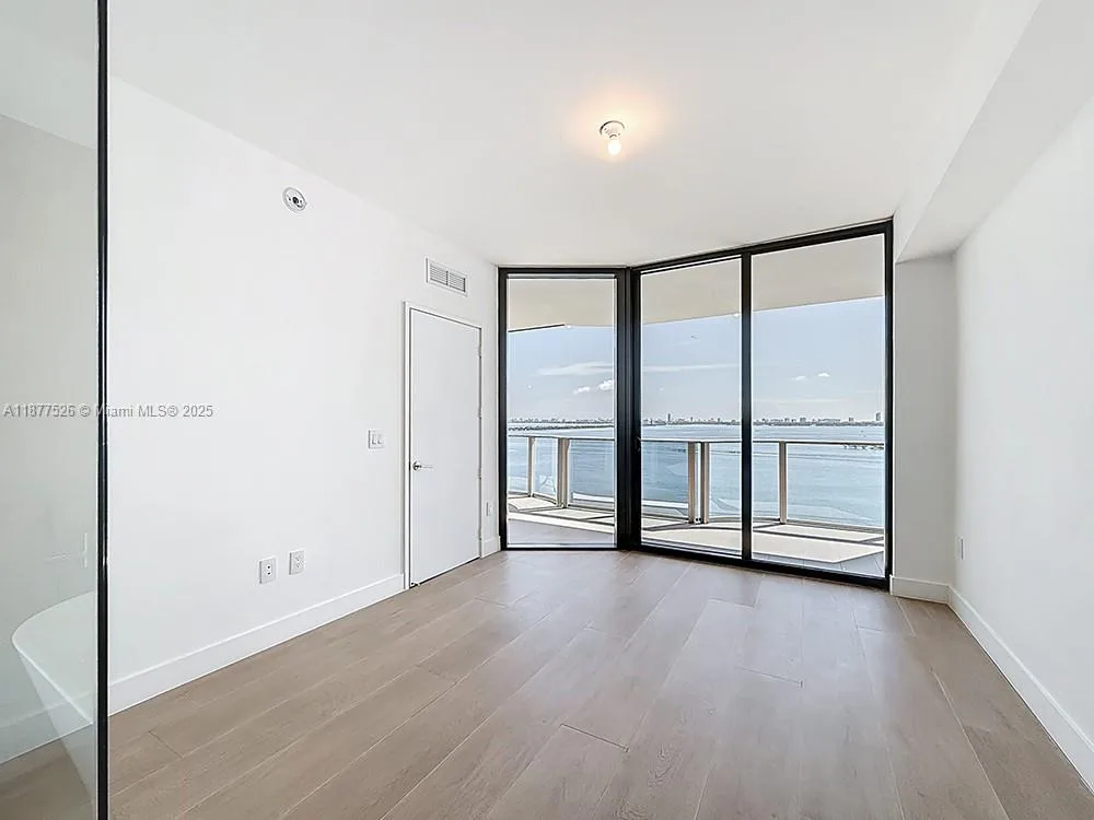 700 NE 24th st. # 1402, Miami, FL 33137 photo 10