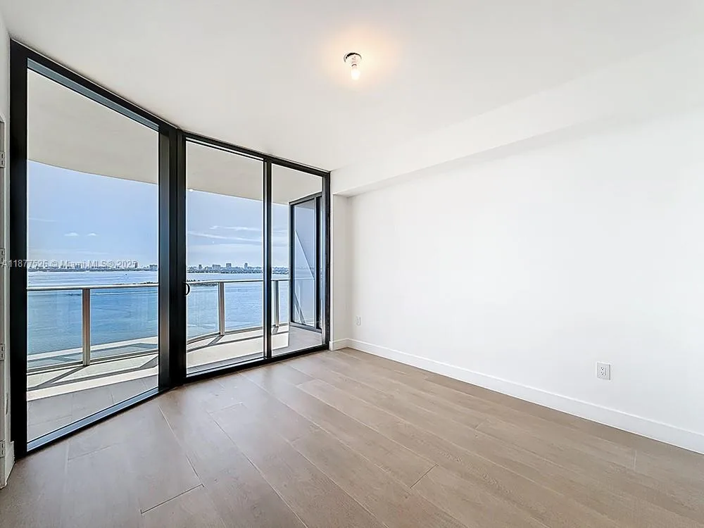 700 NE 24th st. # 1402, Miami, FL 33137 photo 11