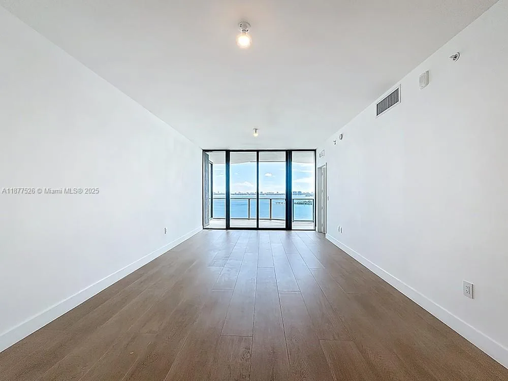 700 NE 24th st. # 1402, Miami, FL 33137 photo 4