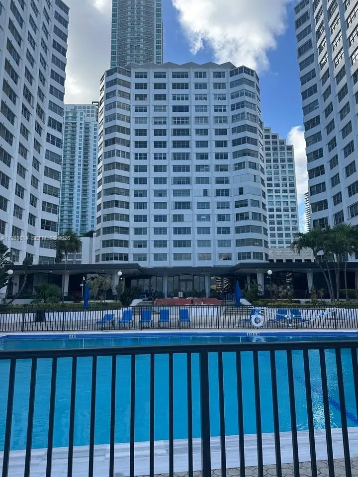 825 Brickell Bay Dr # 342, Miami, FL 33131