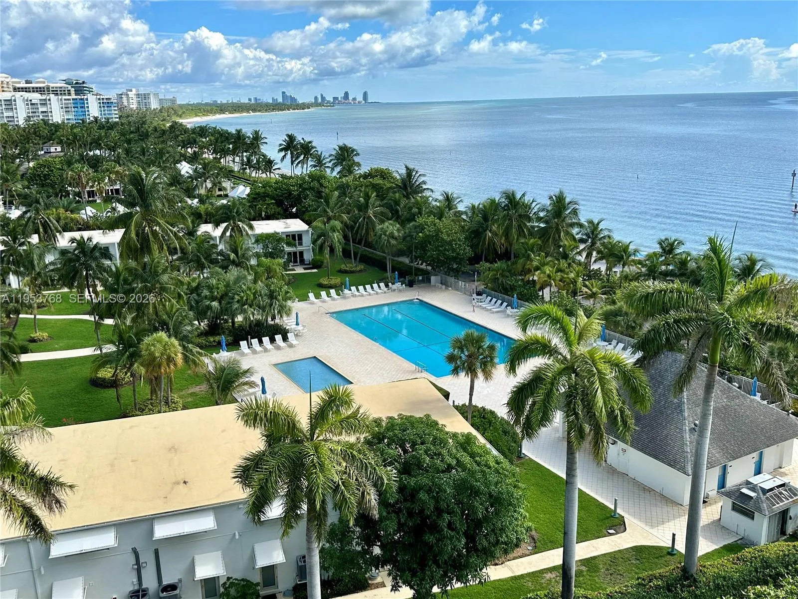881 Ocean Dr # 10D, Key Biscayne, FL 33149 photo 13