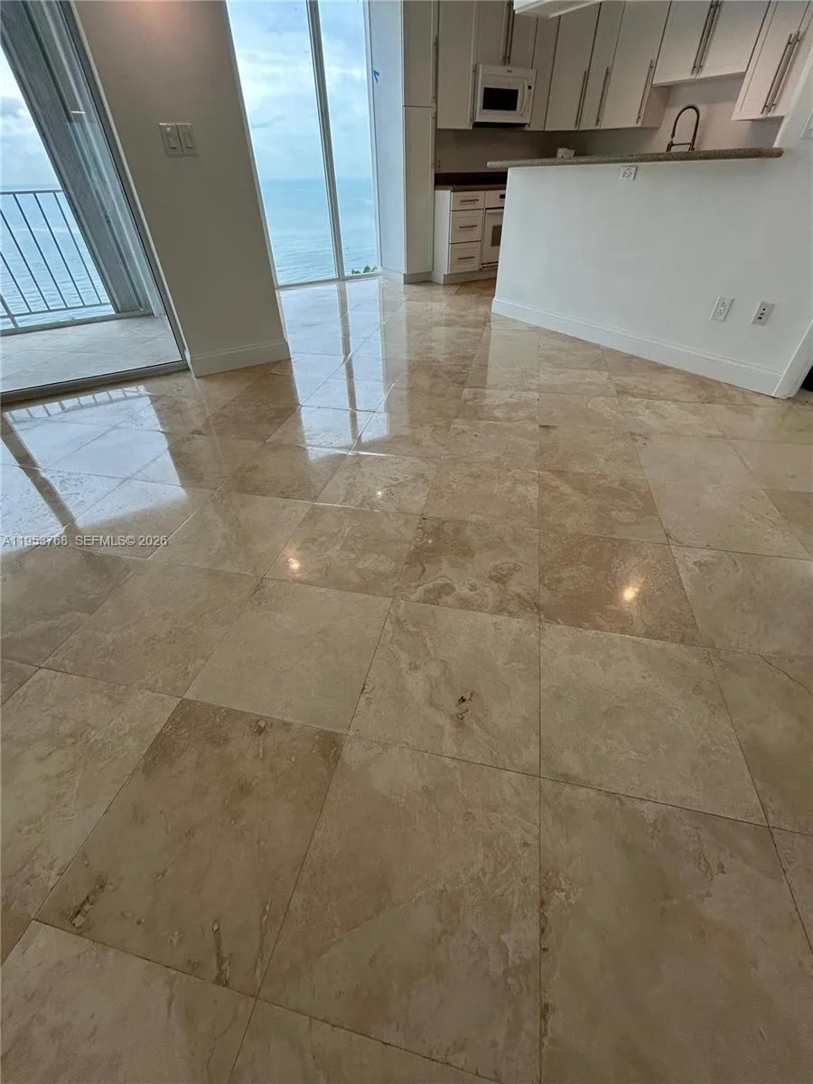 881 Ocean Dr # 10D, Key Biscayne, FL 33149 photo 6