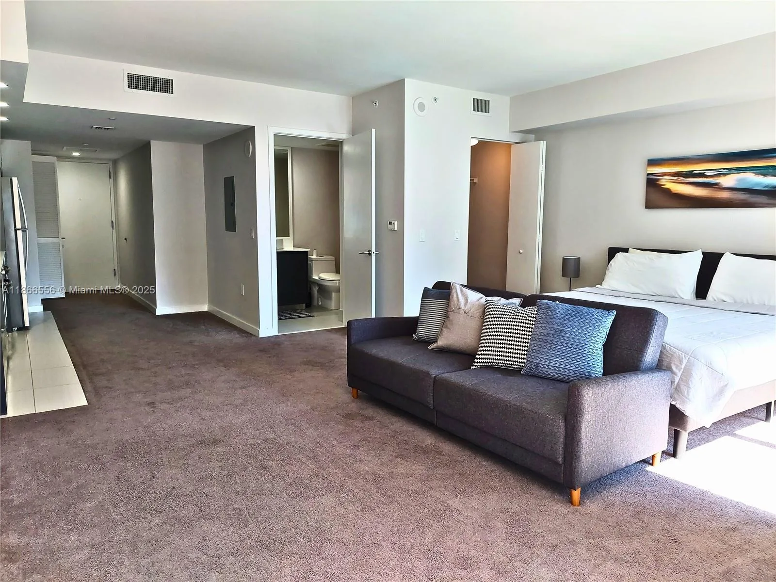 31 SE 6th St # 1405, Miami, FL 33131 photo 5