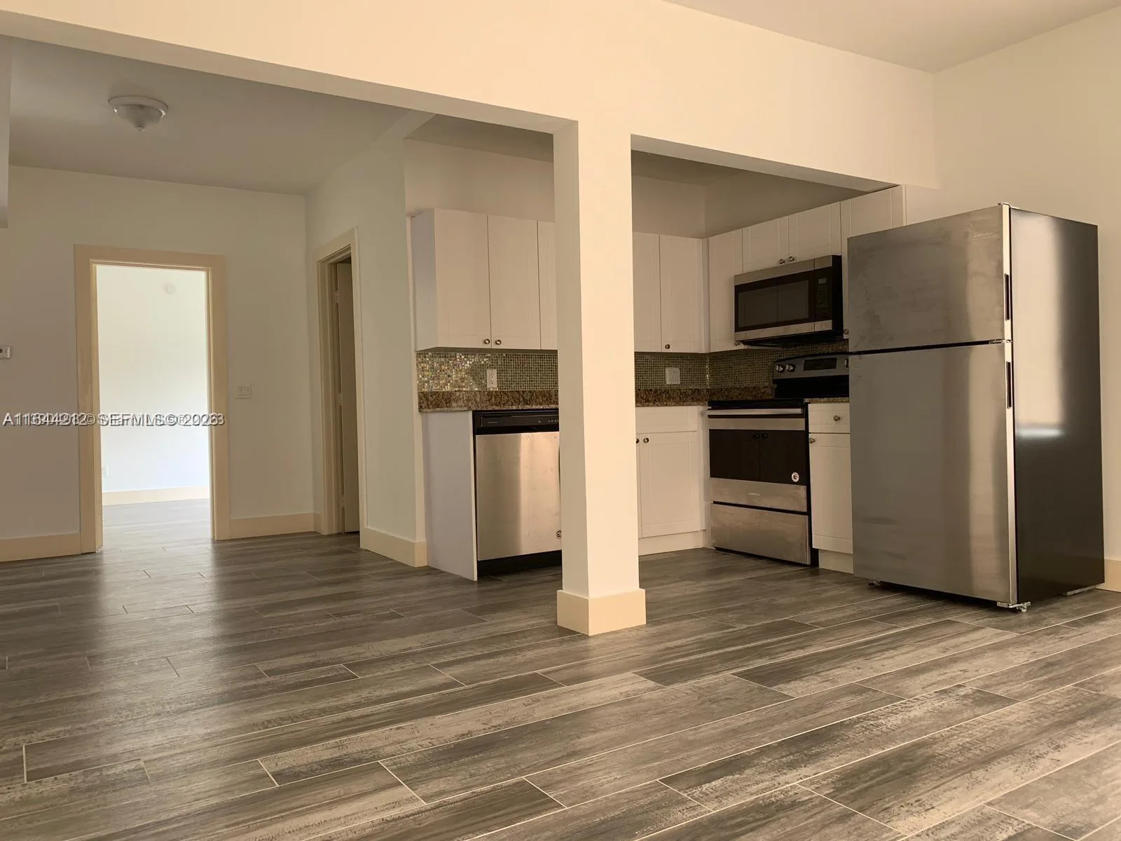 2500 NE 192nd St, Miami, FL 33180 photo 11