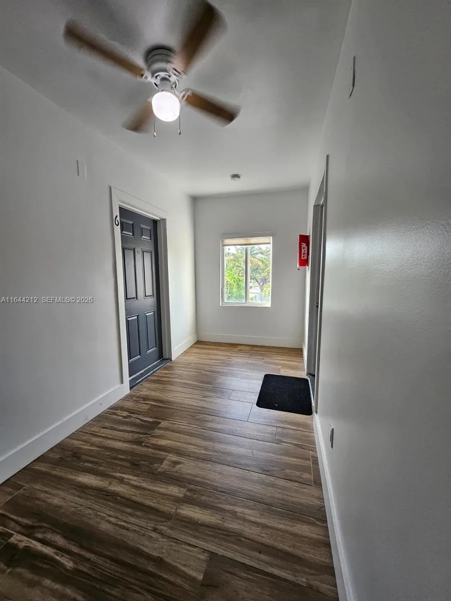 2500 NE 192nd St, Miami, FL 33180 photo 6