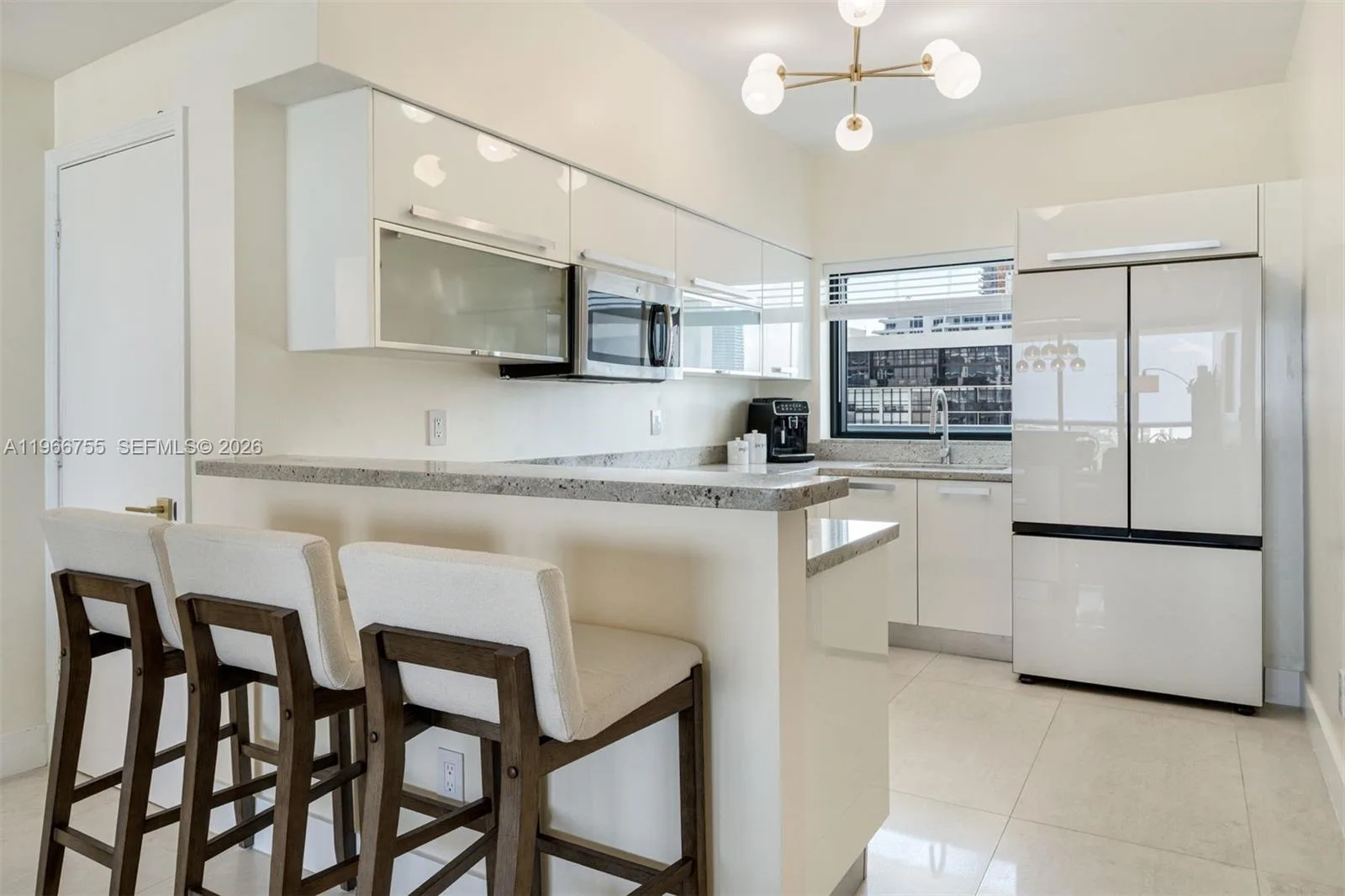 601 NE 36th St # 1703, Miami, FL 33137 photo 4
