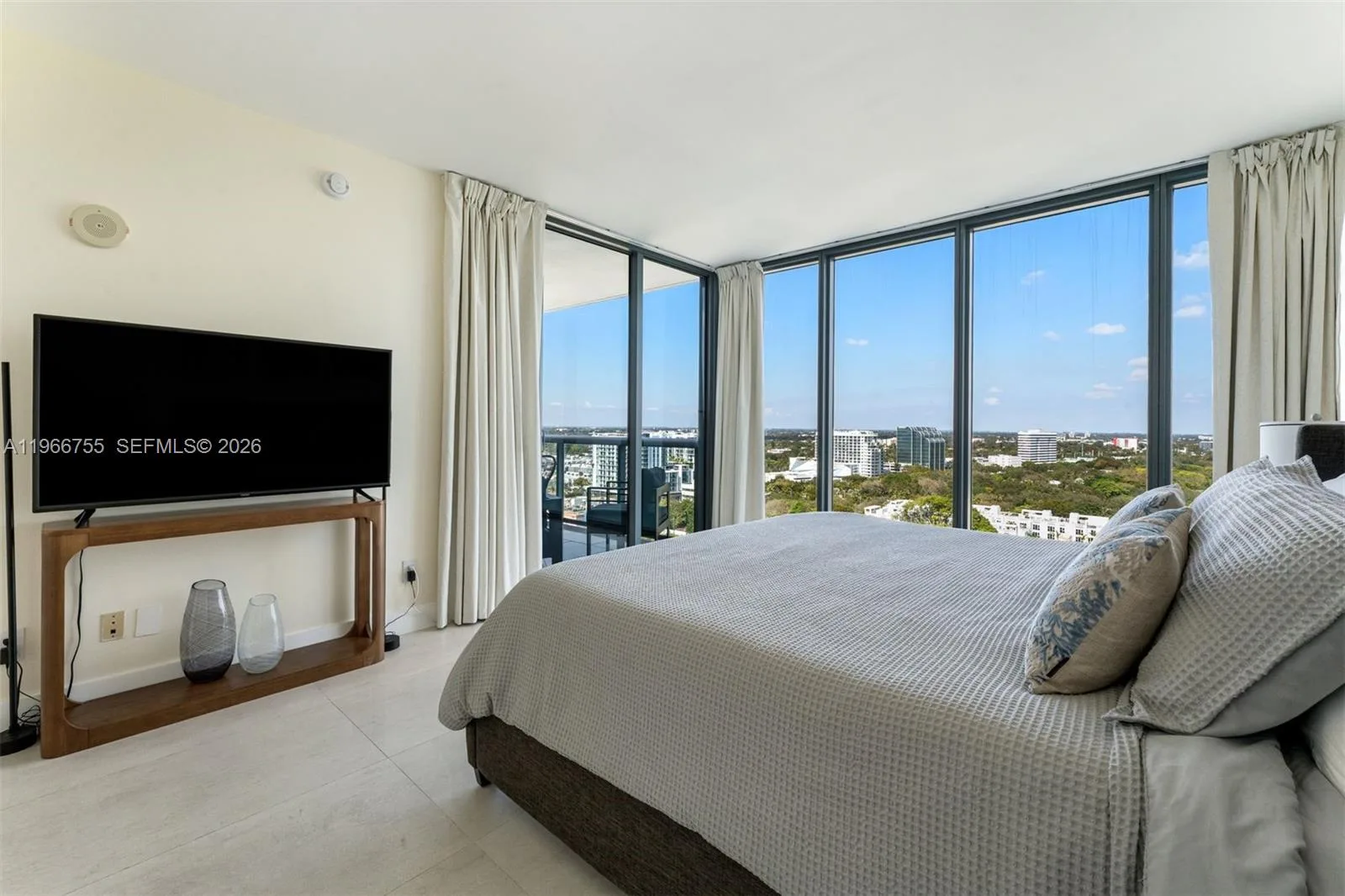 601 NE 36th St # 1703, Miami, FL 33137 photo 9