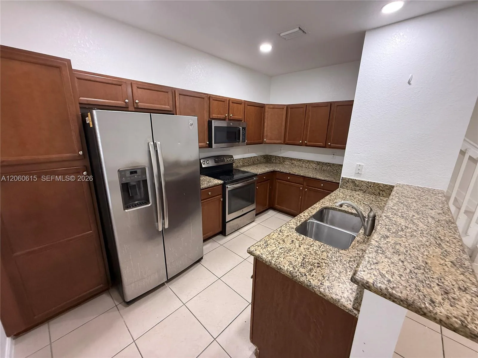 9465 SW 171st Ct # Main, Miami, FL 33196 photo 3