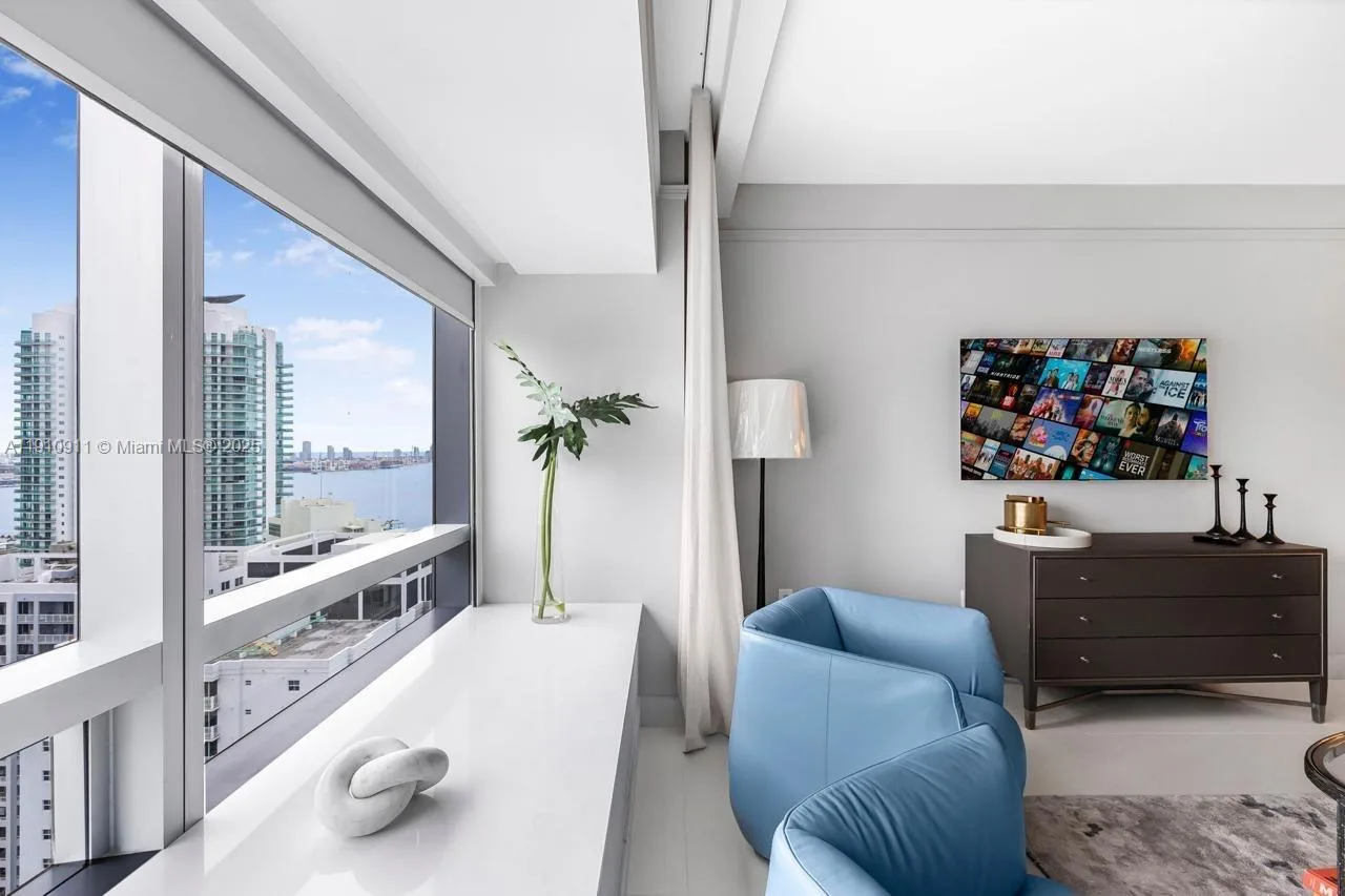 1435 Brickell Ave # 3410, Miami, FL 33131 photo 7