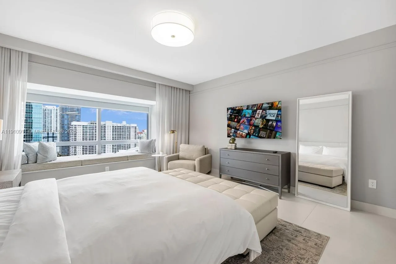 1435 Brickell Ave # 3410, Miami, FL 33131 photo 8