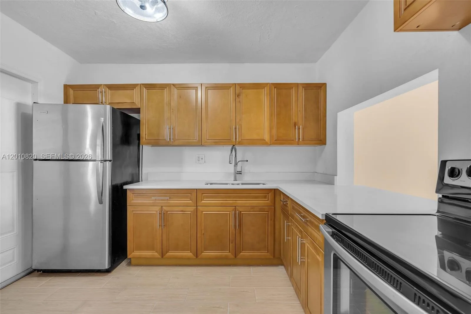 18900 NE 3rd Ct # 520, Miami, FL 33179