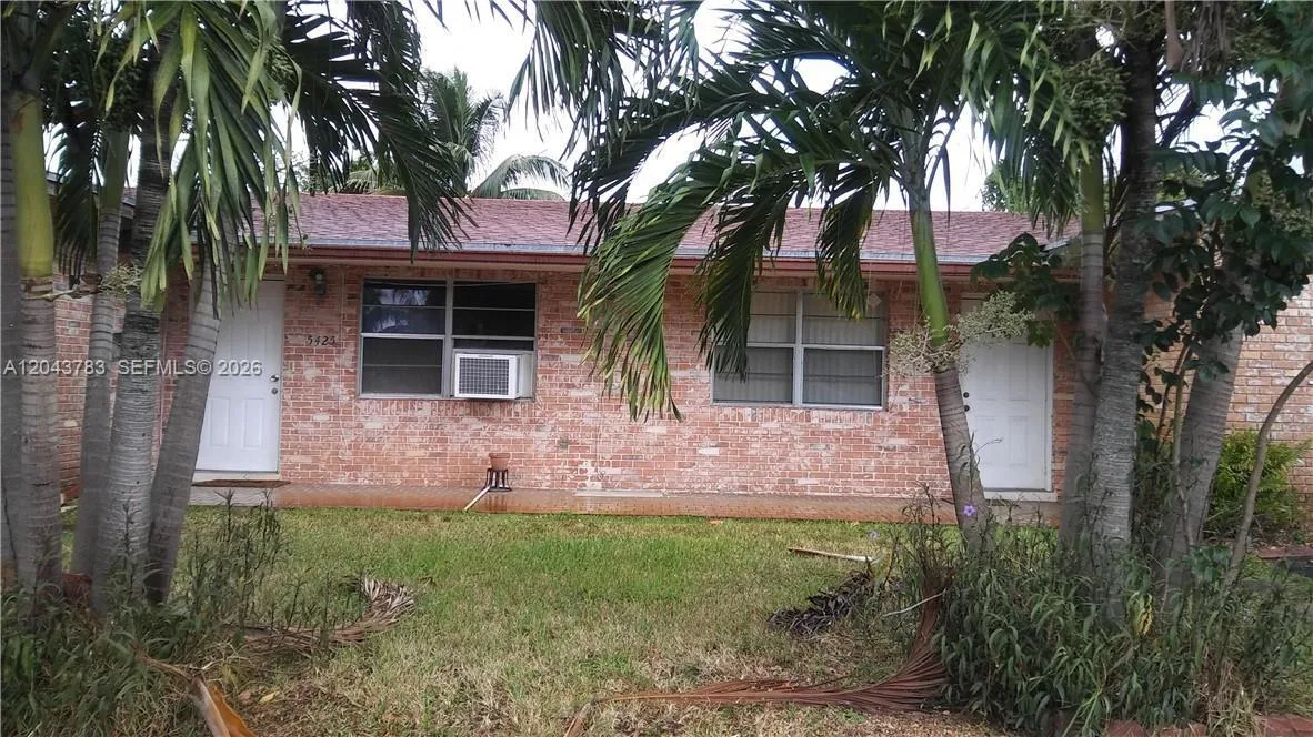 5425 NW 16th Ct # 0, Lauderhill, FL 33313