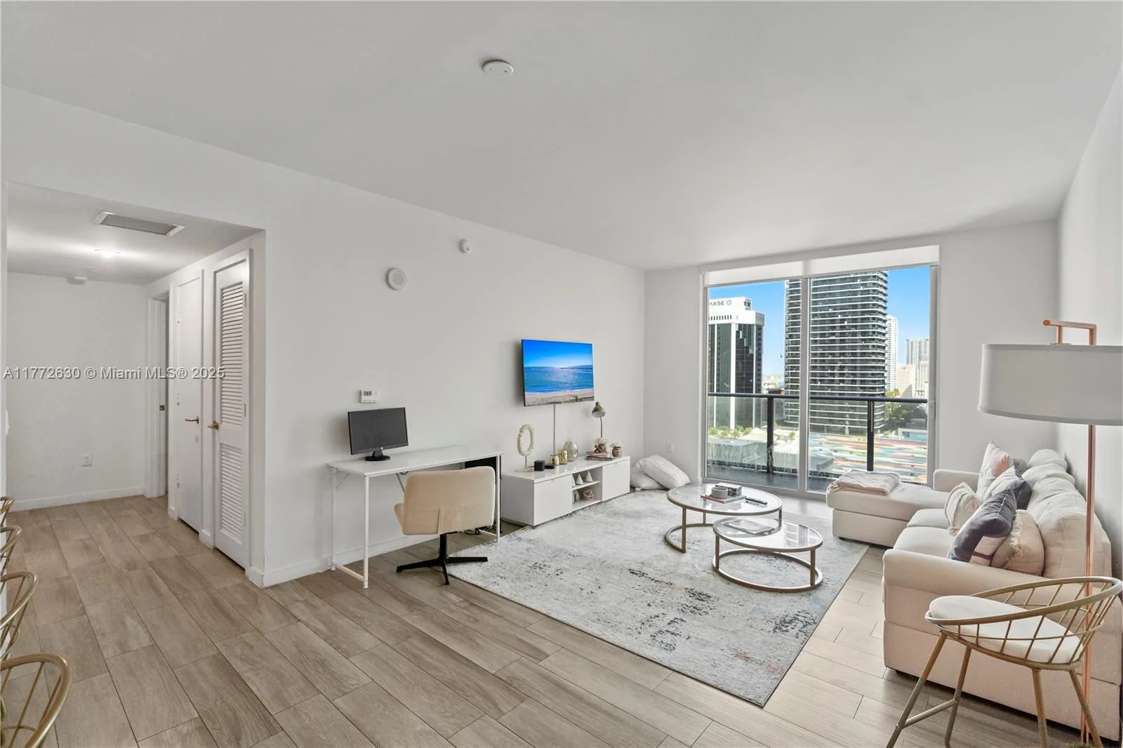 1100 S Miami Ave # 2007, Miami, FL 33130 photo 12
