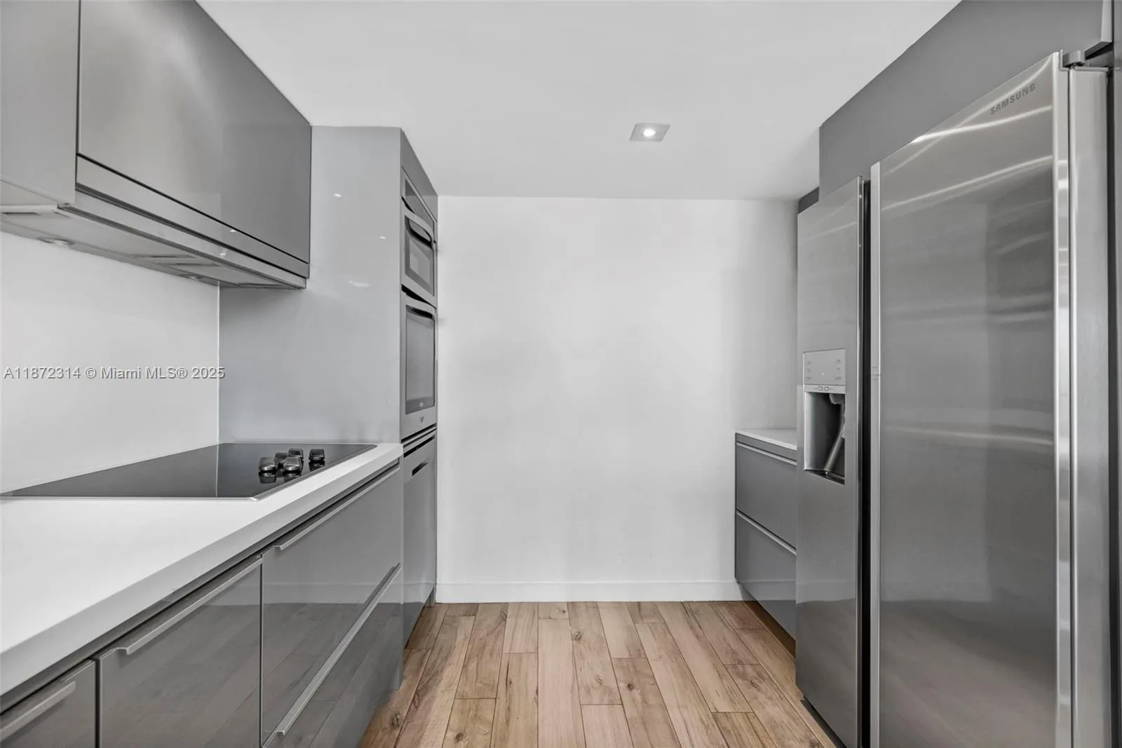 2625 Collins Ave # 318, Miami Beach, FL 33140 photo 12