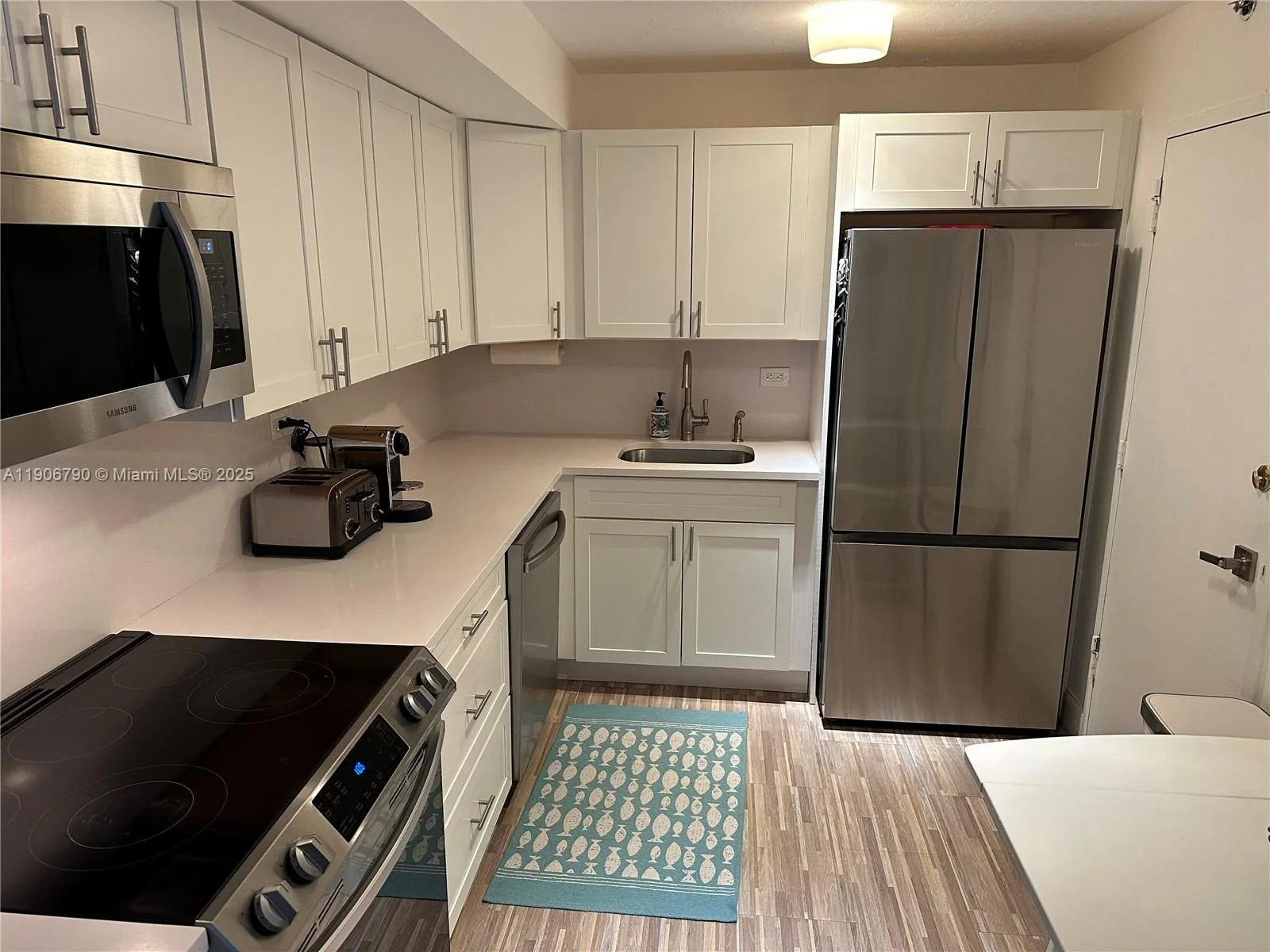 6039 Collins Ave # 1529, Miami Beach, FL 33140