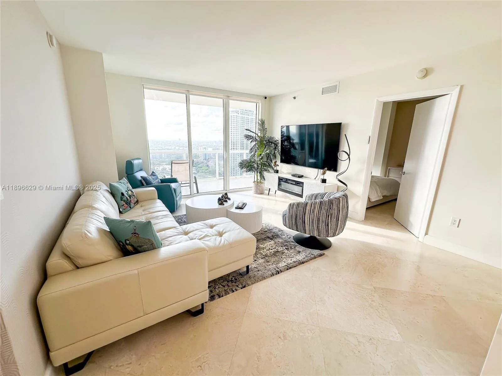 1850 S Ocean Dr # 3308, Hallandale Beach, FL 33009 photo 4