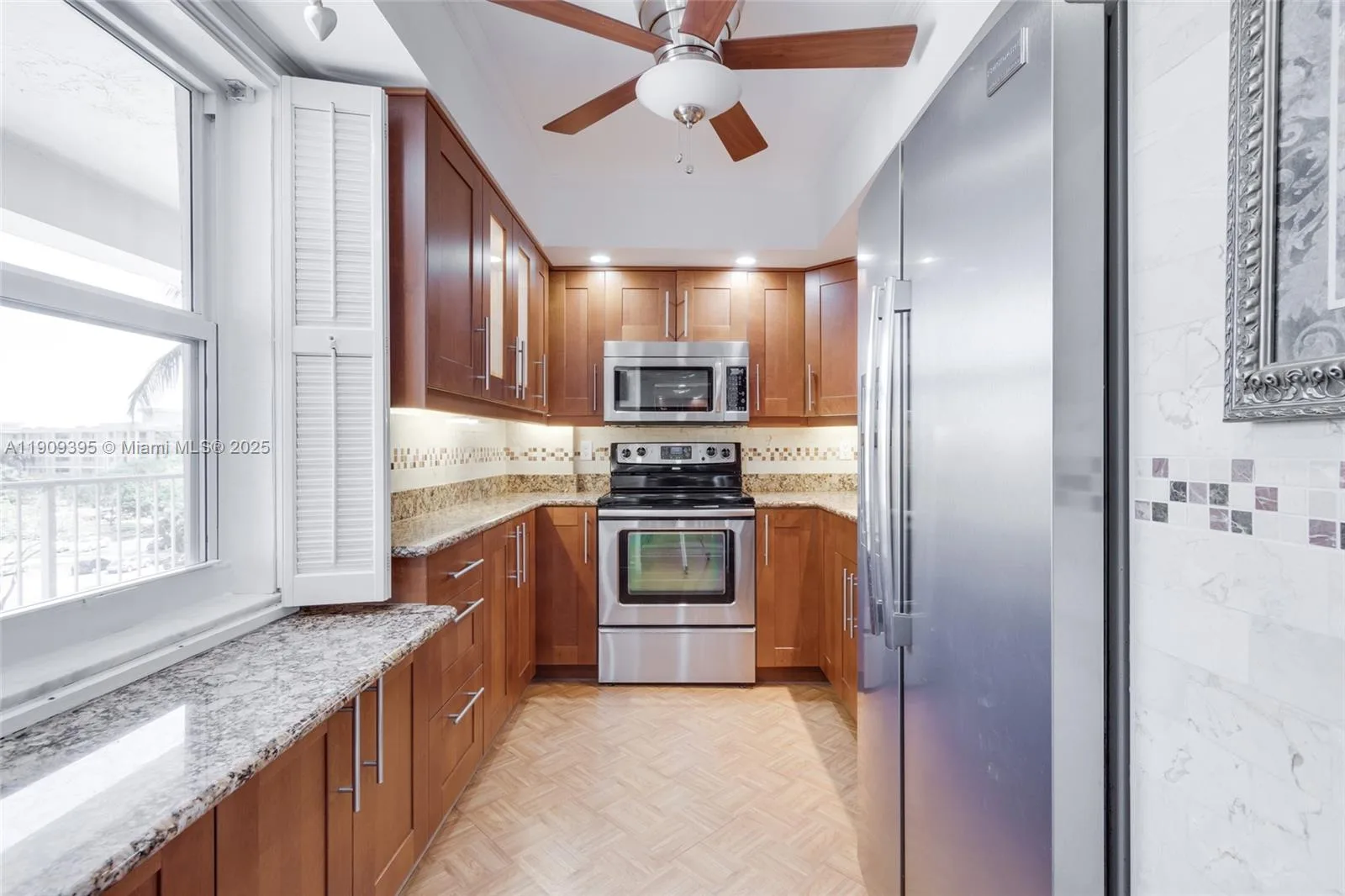 2671 S Course Dr # 506, Pompano Beach, FL 33069 photo 5