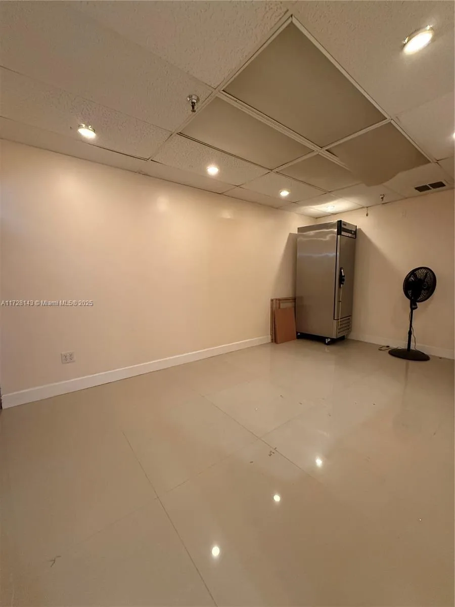 777 NW 72nd Ave # 2131, Miami, FL 33126 photo 3