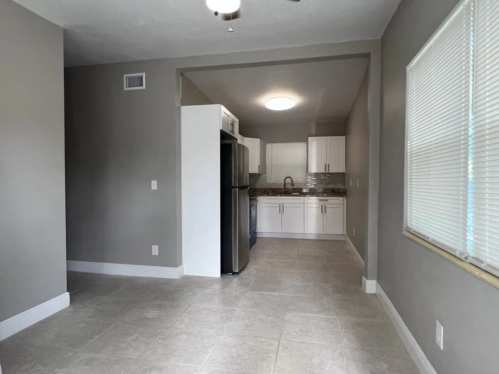 3990 Plum Tree Drive, Lake Worth, FL 33462 photo 3
