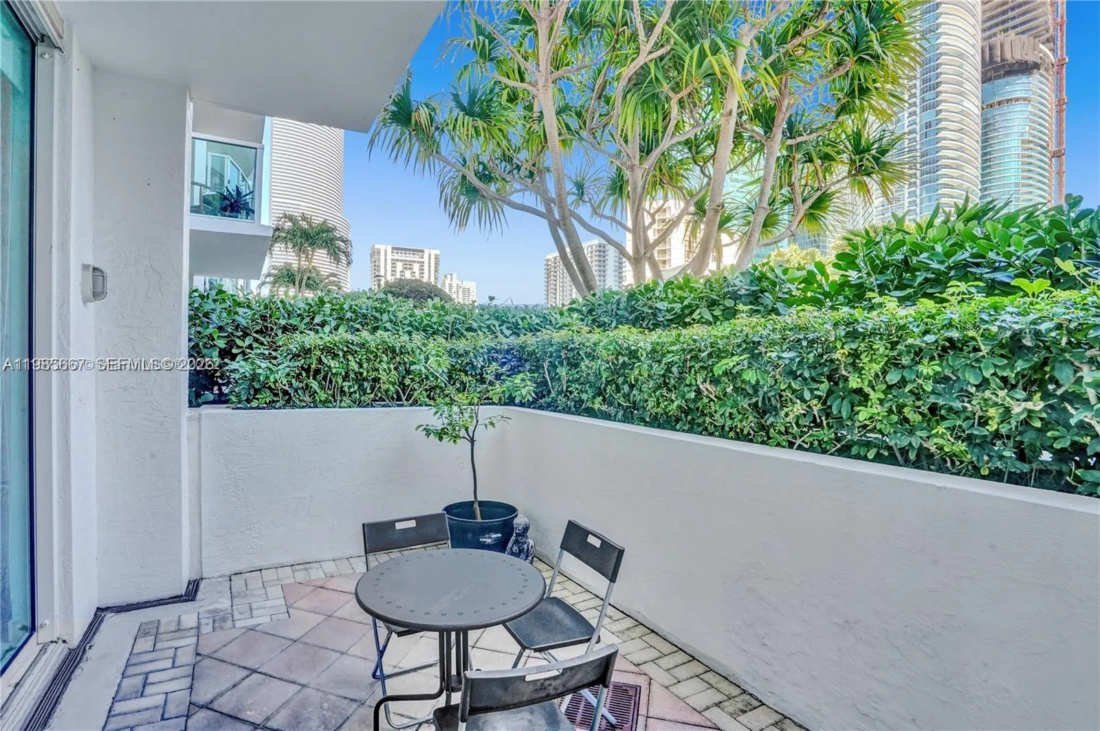 31 SE 5th St # 1110, Miami, FL 33131 photo 12