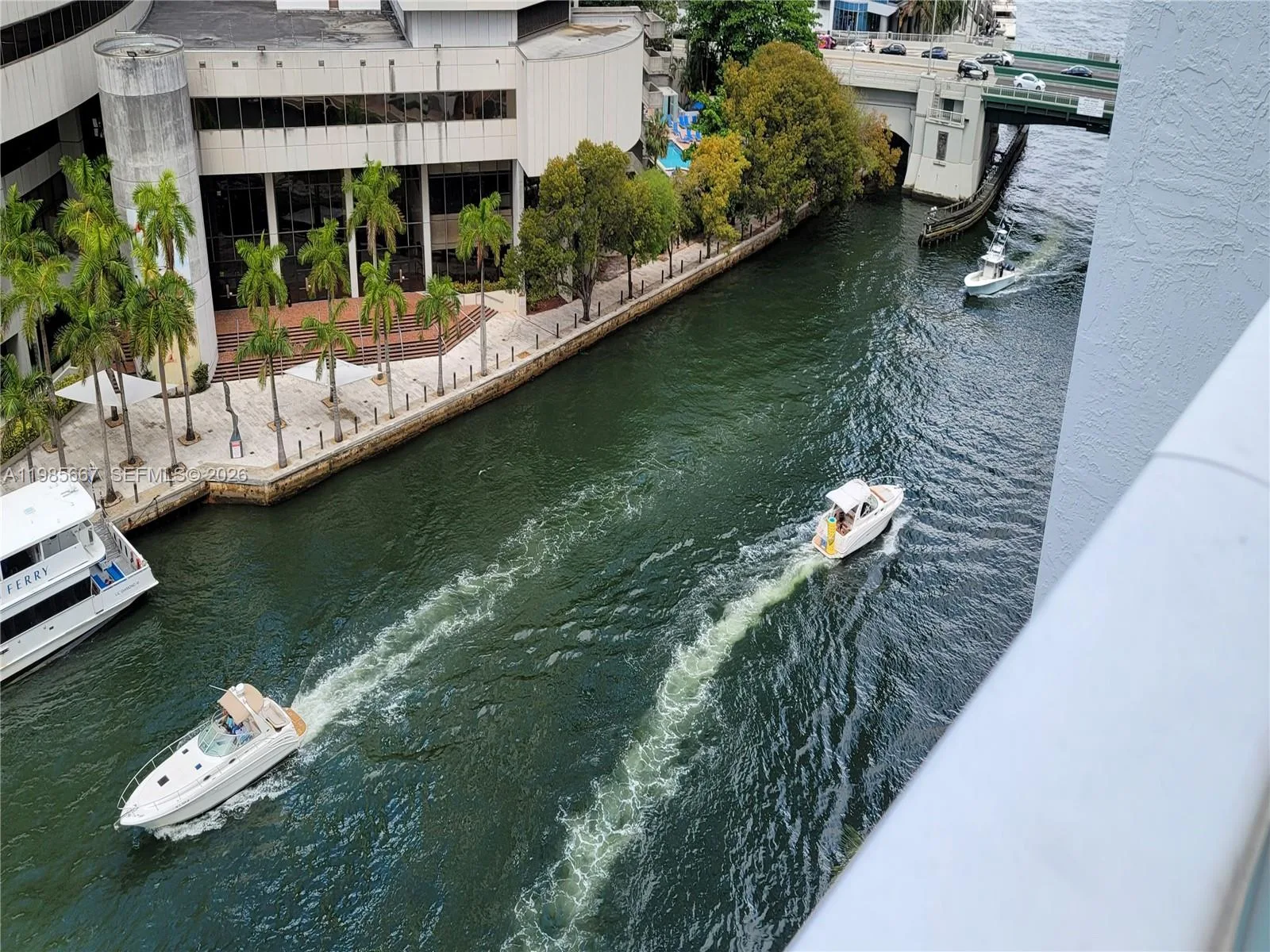 31 SE 5th St # 1110, Miami, FL 33131 photo 7