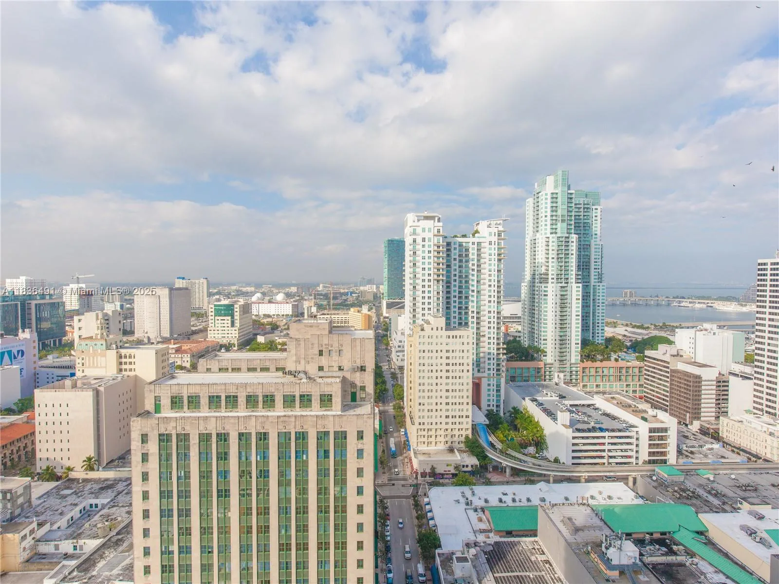 151 SE 1st St # 2802, Miami, FL 33131 photo 10