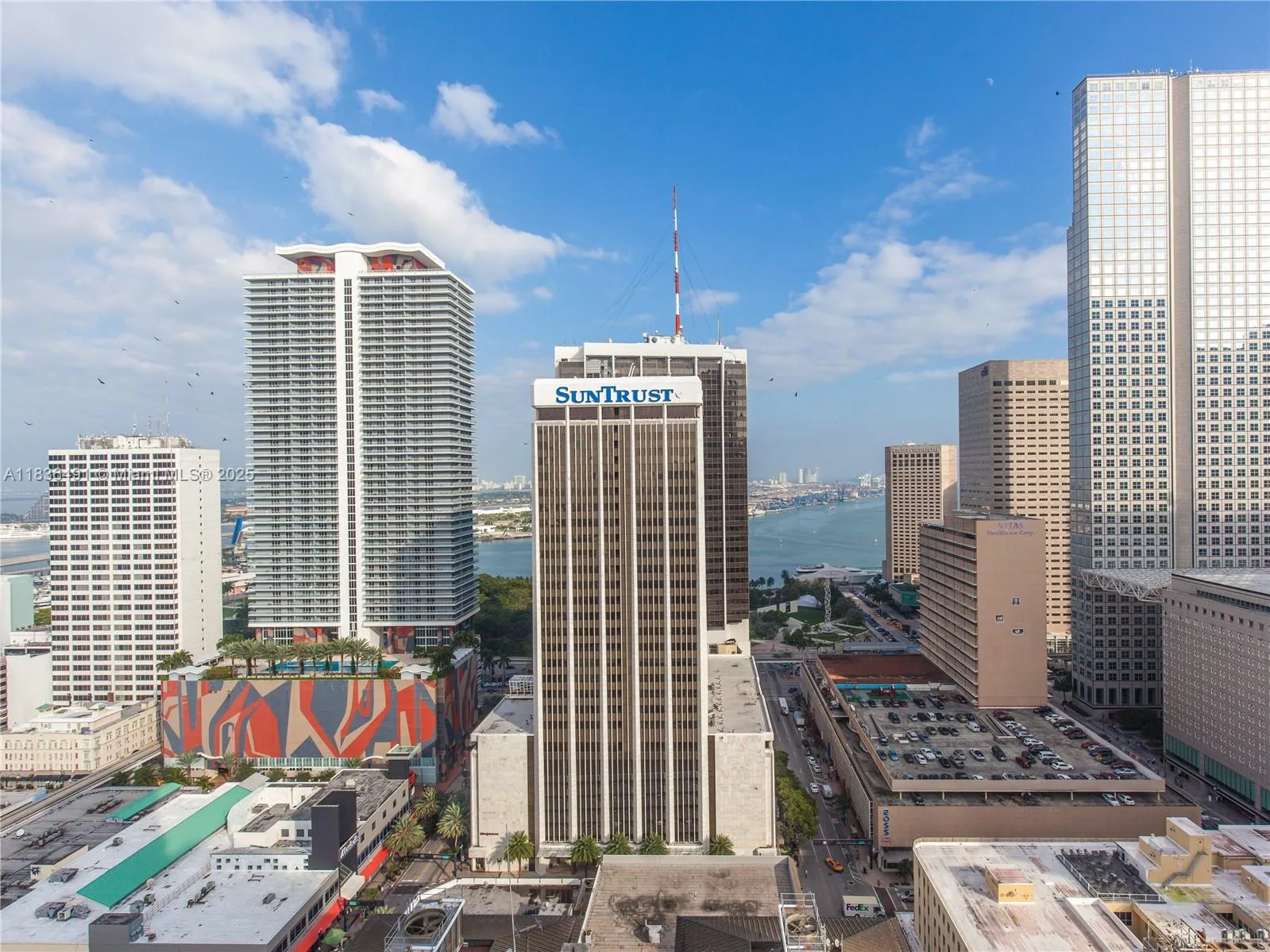 151 SE 1st St # 2802, Miami, FL 33131 photo 8