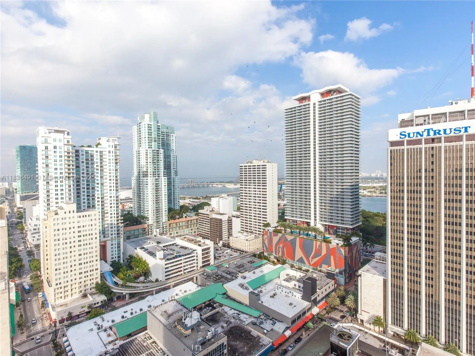 151 SE 1st St # 2802, Miami, FL 33131 photo 9