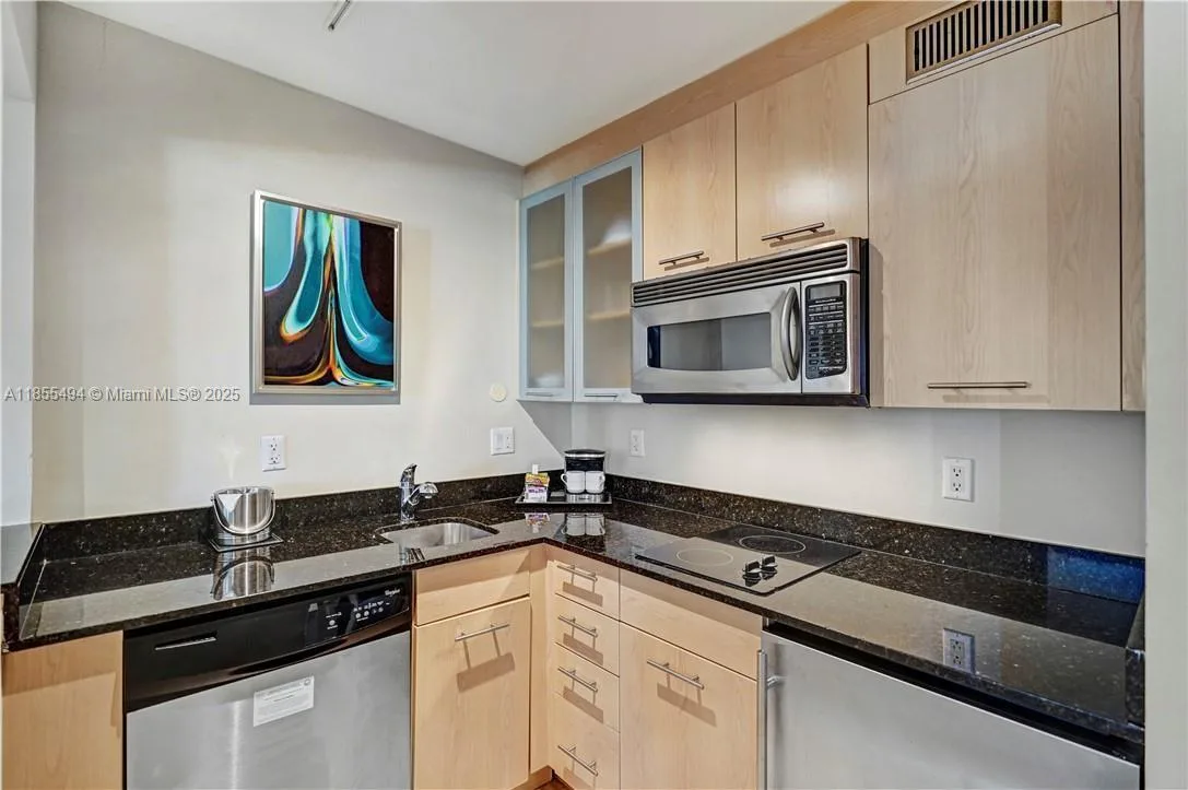 2670 E Sunrise Blvd # 521, Fort Lauderdale, FL 33304 photo 5