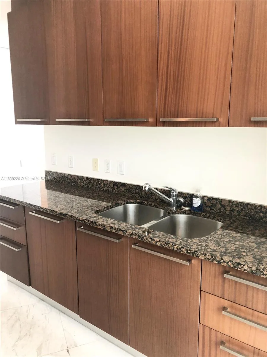 15811 Collins Ave # 805, Sunny Isles Beach, FL 33160 photo 10