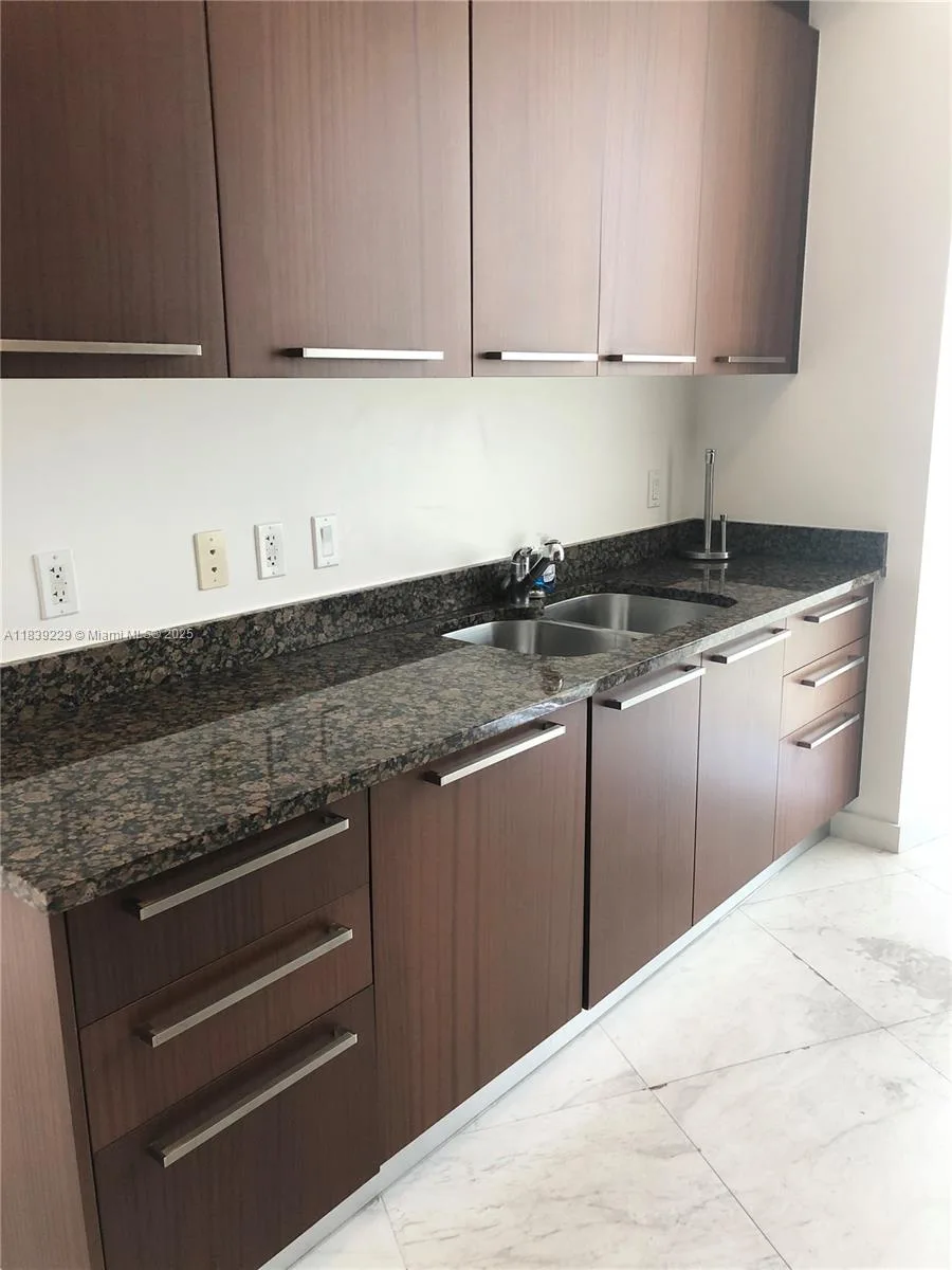 15811 Collins Ave # 805, Sunny Isles Beach, FL 33160 photo 6