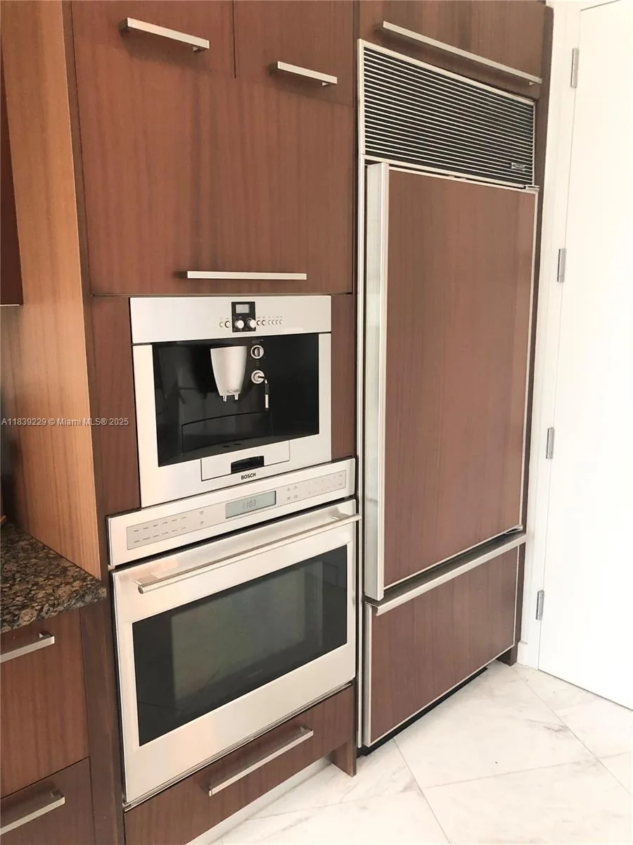 15811 Collins Ave # 805, Sunny Isles Beach, FL 33160 photo 8