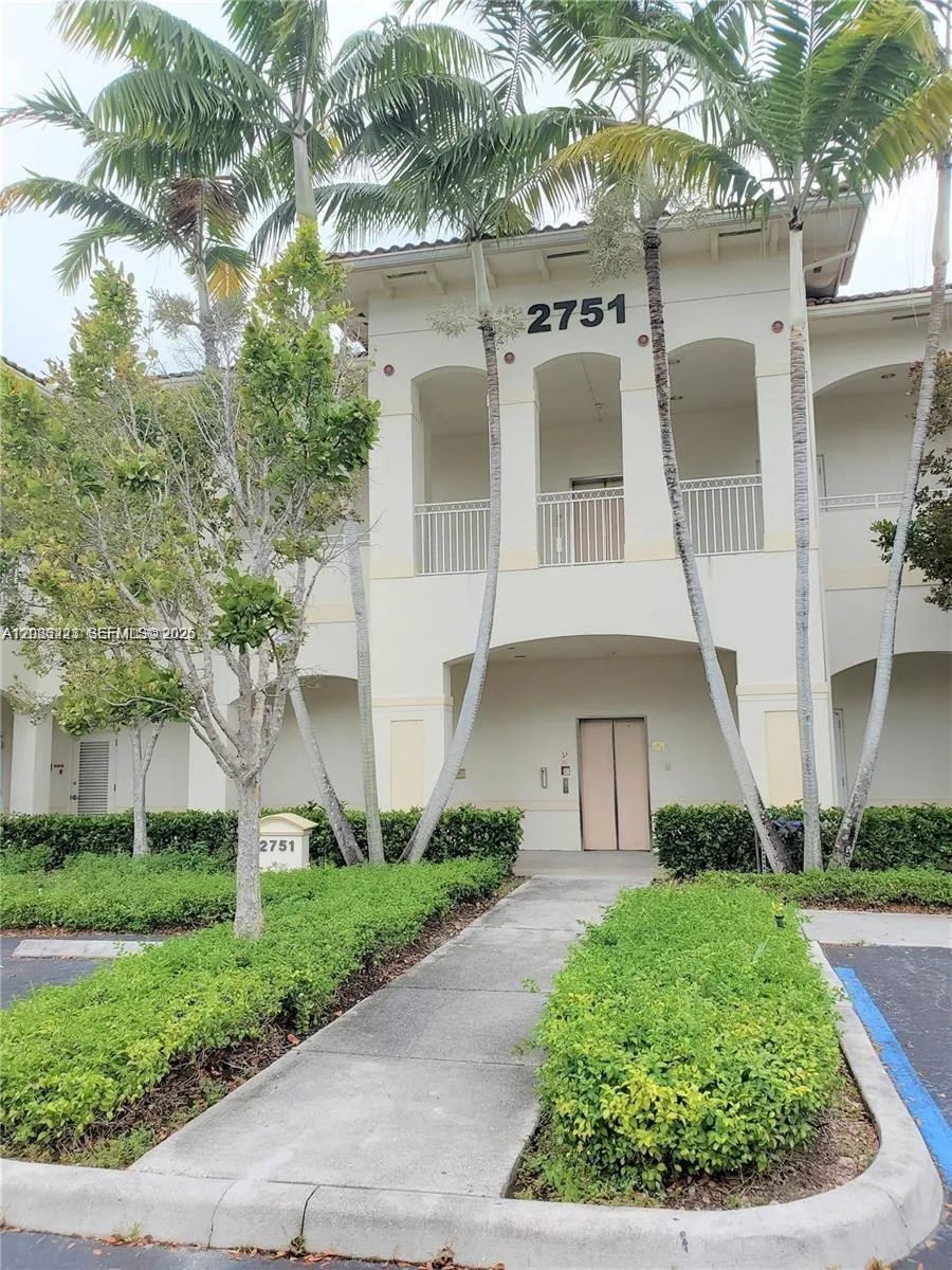 2751 Executive Park Dr # 202, Weston, FL 33331