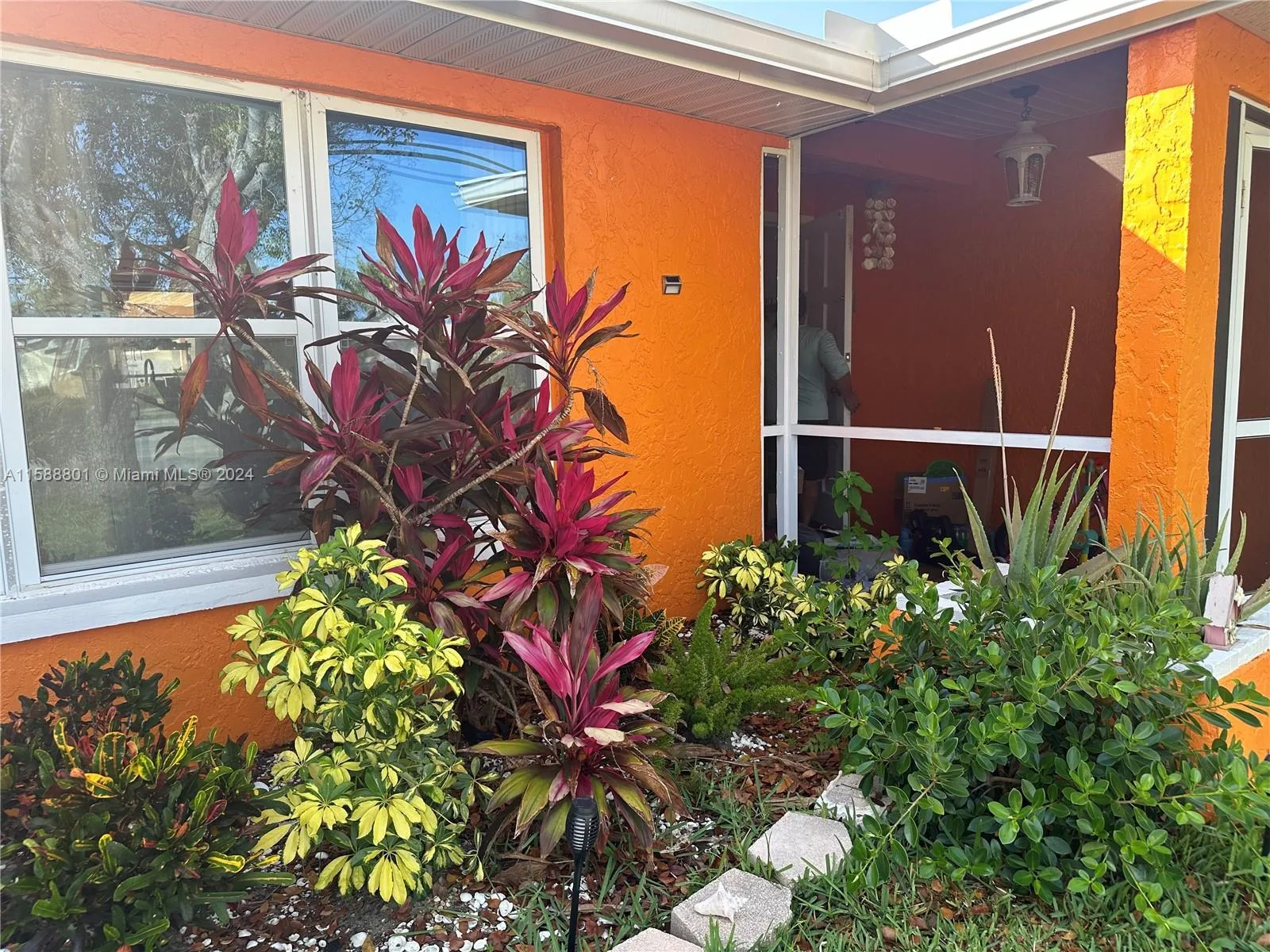 4020 Country Club Blvd, Cape Coral, FL 33904 photo 3