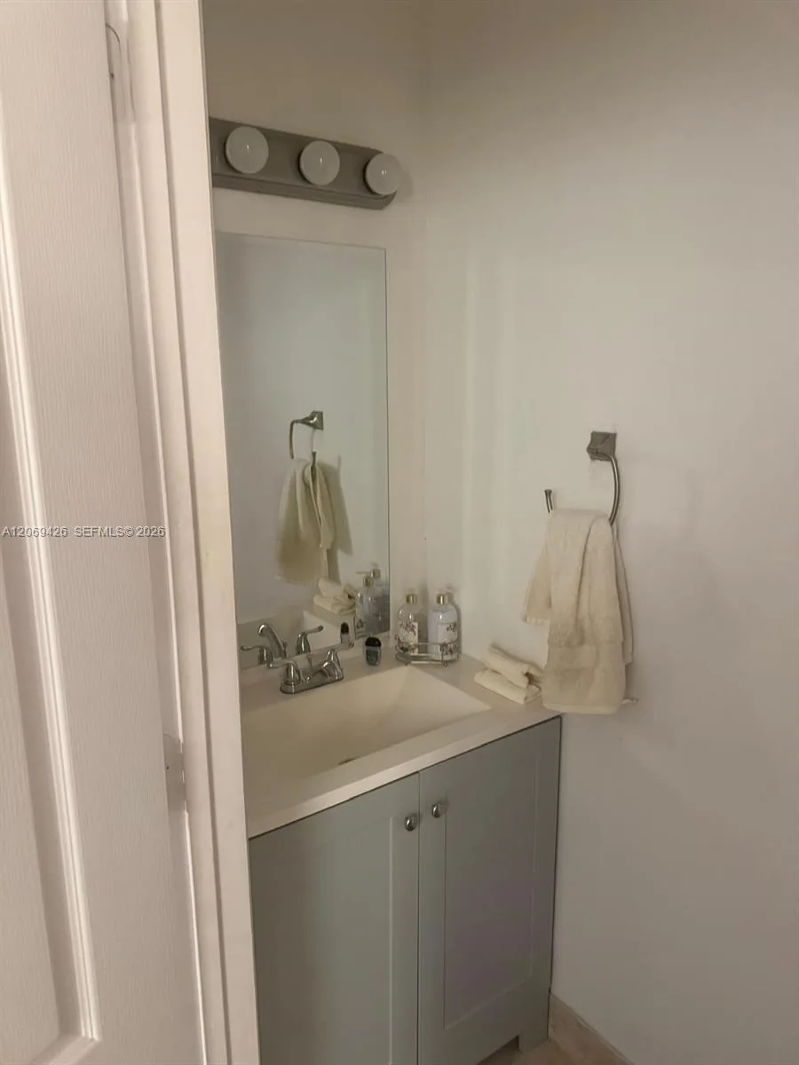 820 NE 212th Ter # 4, Miami, FL 33179 photo 5