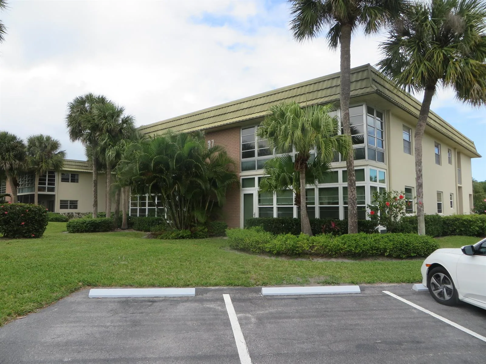 37 Vista Gardens Trail # 201, Vero Beach, FL 32962
